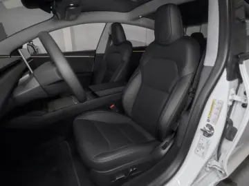 TESLA Model 3 Long Range Dual AWD Highland