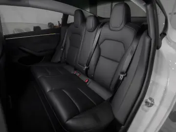 TESLA Model 3 Long Range Dual AWD Highland