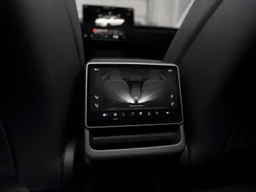 TESLA Model 3 Long Range Dual AWD Highland