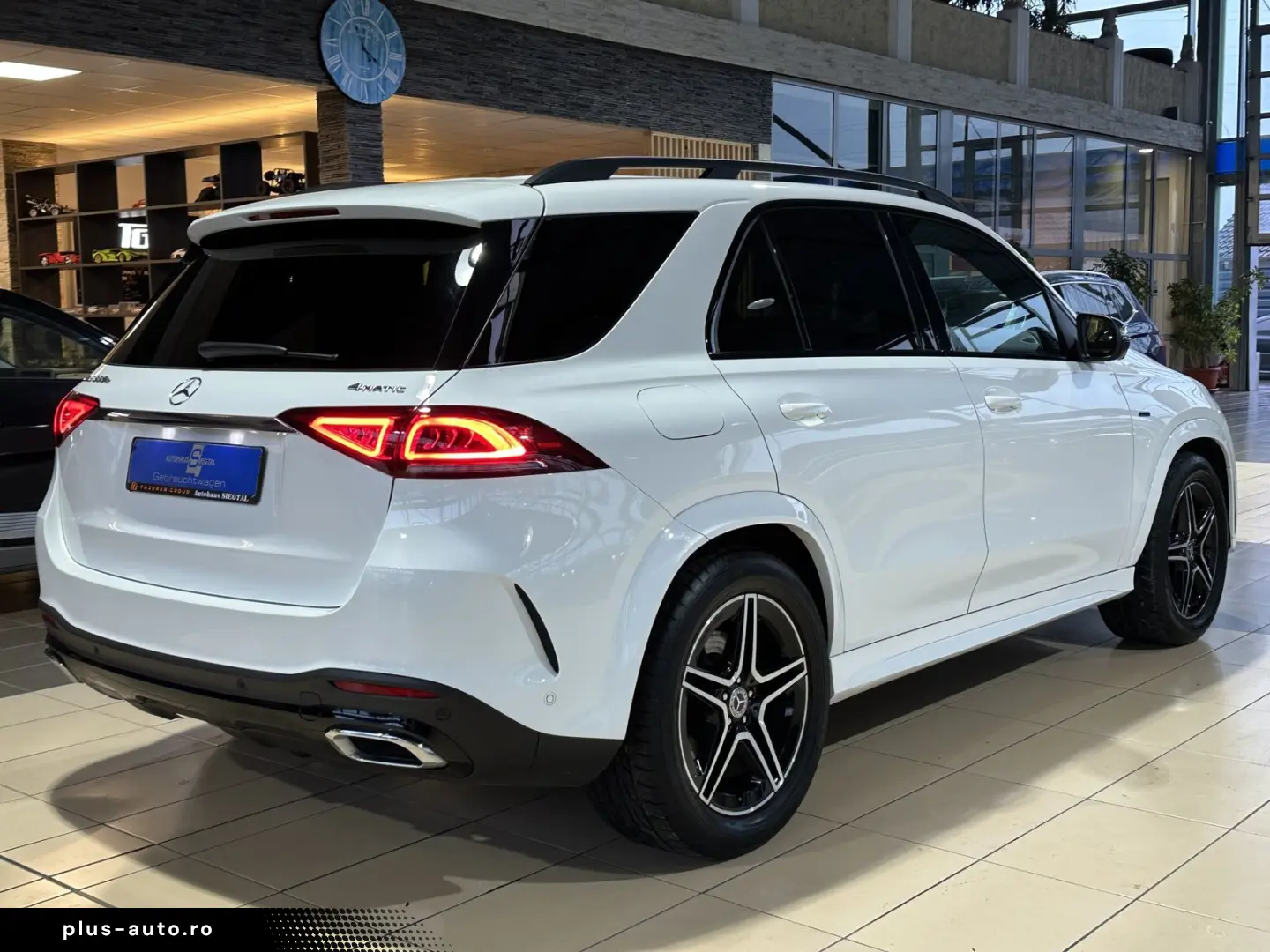 MERCEDES-BENZ GLE 350 e 4Matic AMG Line NightPaket AHK 360