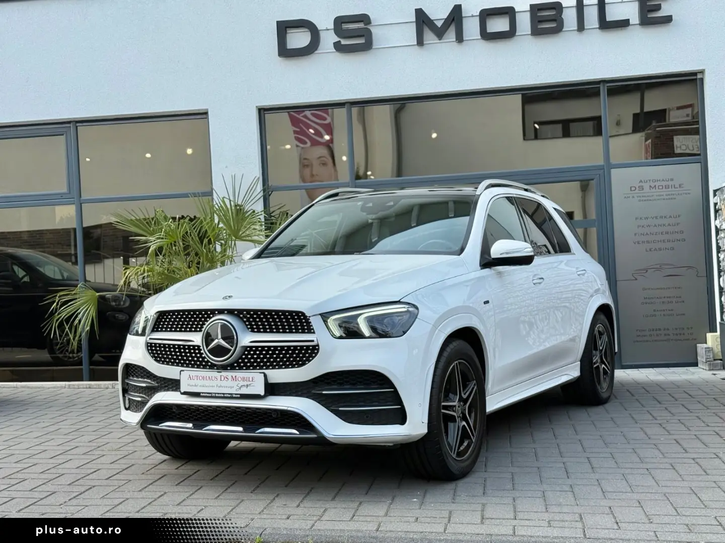 MERCEDES-BENZ GLE 350 de 4M AMG Line HUD Pano 1HD