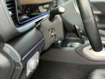 MERCEDES-BENZ GLE 350 de 4M AMG Line HUD Pano 1HD