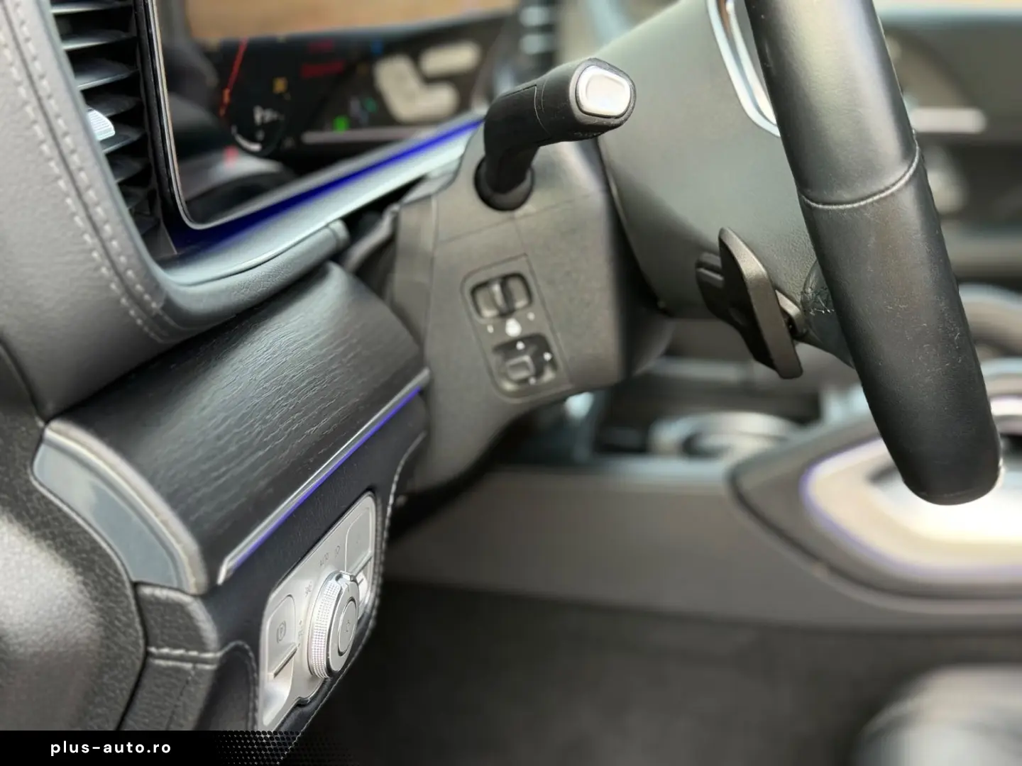 MERCEDES-BENZ GLE 350 de 4M AMG Line HUD Pano 1HD