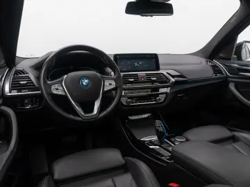 BMW iX3 IMPRESSIVE H K 360  Panorama HUD DAB 20Zoll