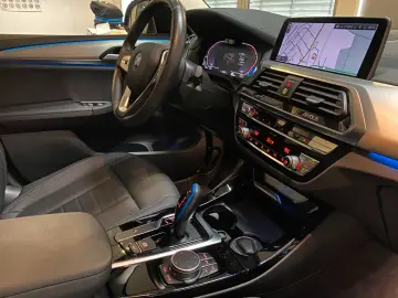 BMW iX3 80KWH M-Fahrwerk AHK Panoramad. TOP-Zustand