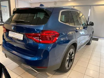 BMW iX3 80KWH M-Fahrwerk AHK Panoramad. TOP-Zustand