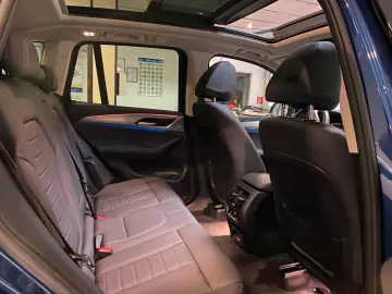 BMW iX3 80KWH M-Fahrwerk AHK Panoramad. TOP-Zustand