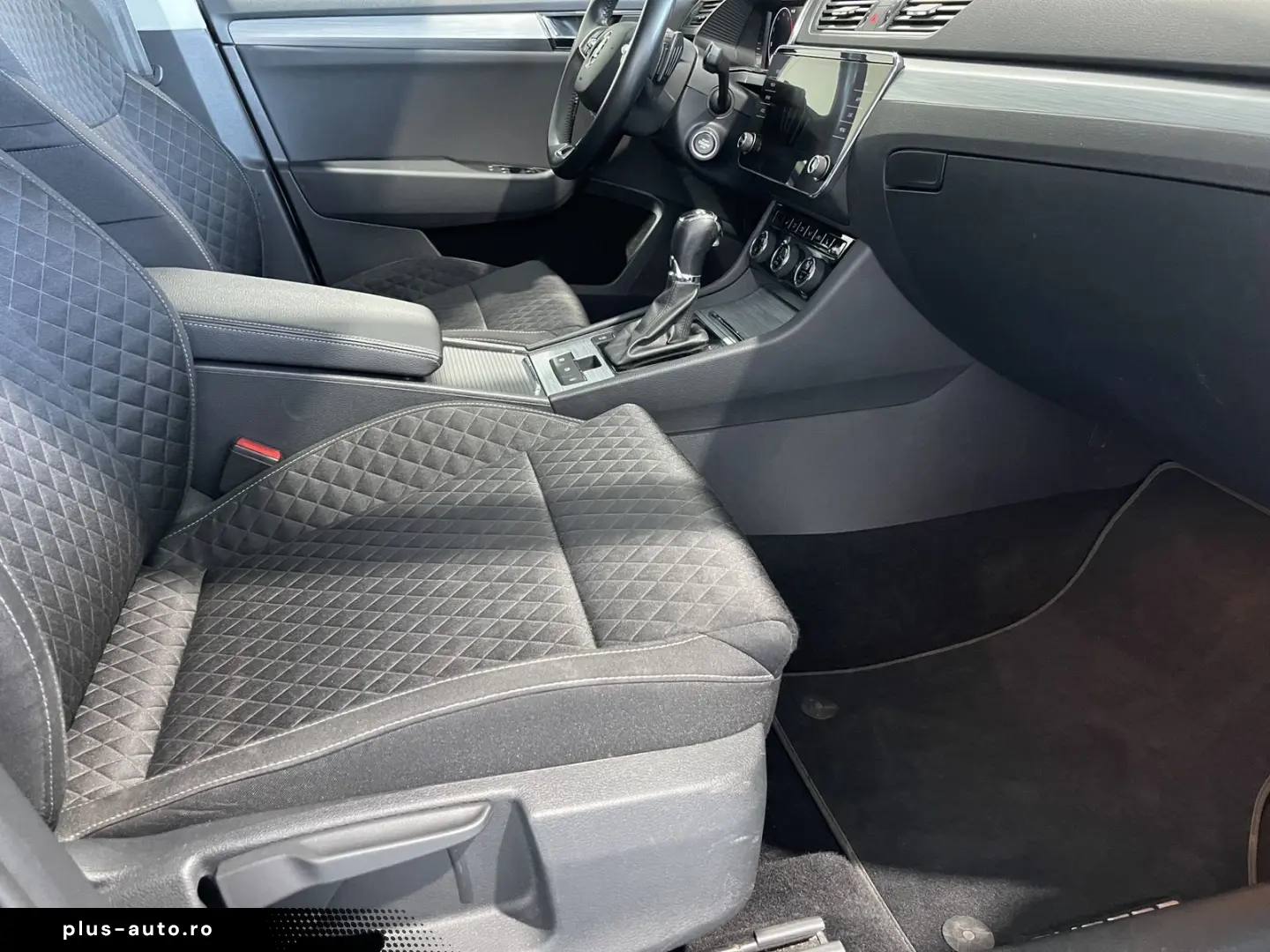 SKODA Superb Ambition 2.0 TDI