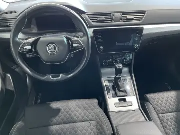 SKODA Superb Ambition 2.0 TDI