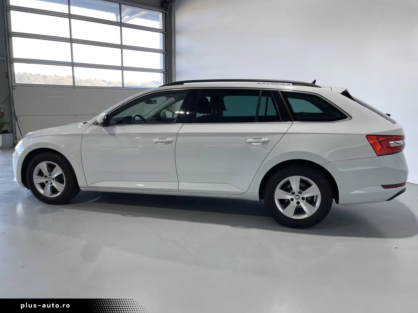 SKODA Superb Ambition 2.0 TDI