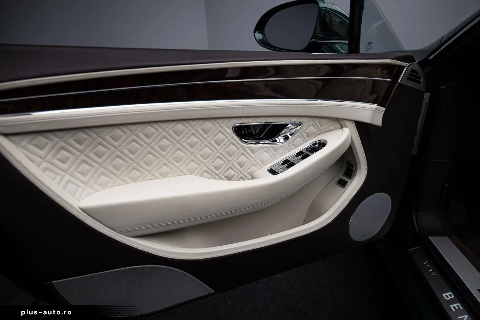 BENTLEY Continental gtc W12 6.0 635 ch