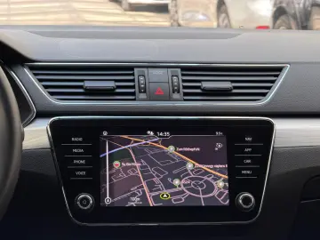 SKODA Superb Combi 2.0 TDI DSG