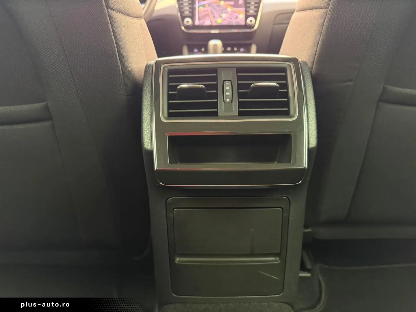 SKODA Superb Combi 2.0 TDI DSG