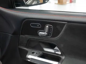 Mercedes-Benz GLB 35 AMG