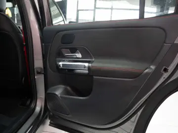 Mercedes-Benz GLB 35 AMG