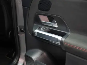 Mercedes-Benz GLB 35 AMG