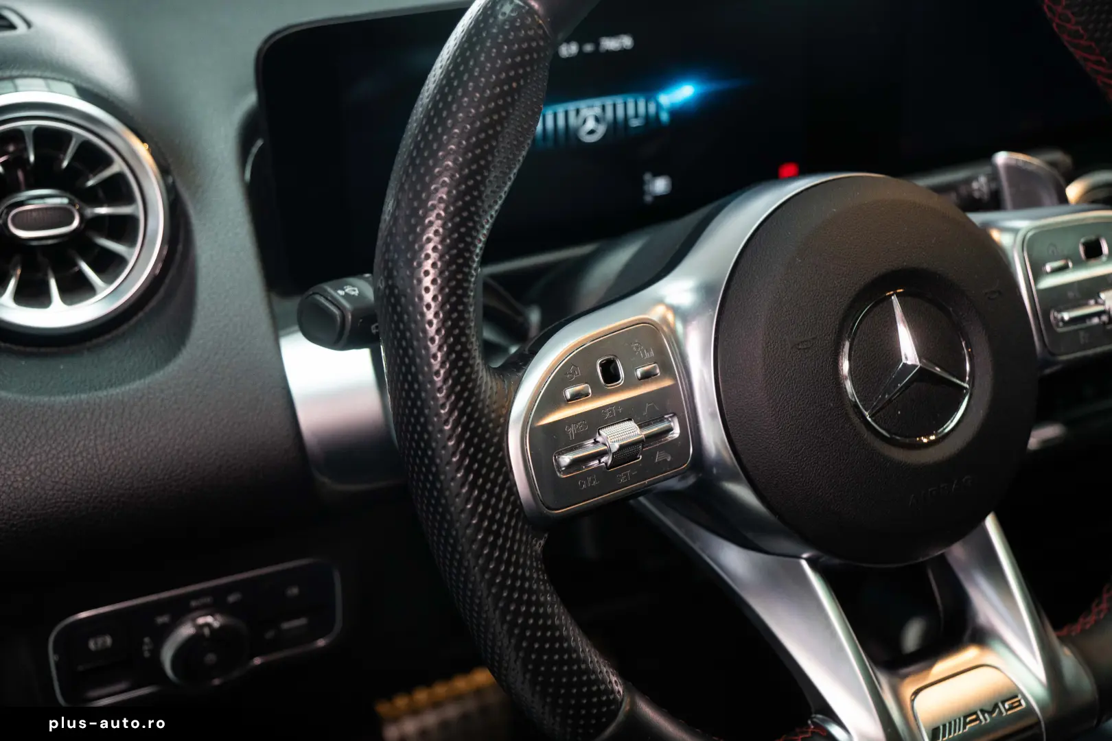 Mercedes-Benz GLB 35 AMG