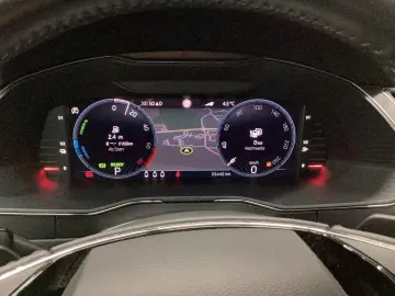 SKODA Superb Combi 1.4 TSI iV