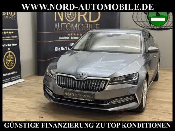 SKODA Superb iV Limousine Style 1.4 TSI DSG Side&Lane