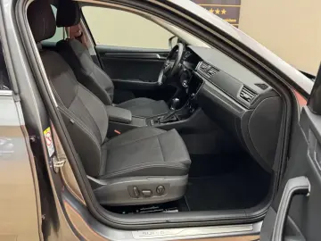 SKODA Superb iV Limousine Style 1.4 TSI DSG