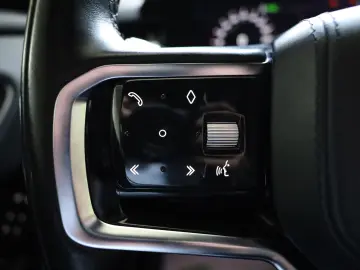 Land-Rover Range-Rover Velar 2.0D MHEV 204CP R-Dynamic HSE