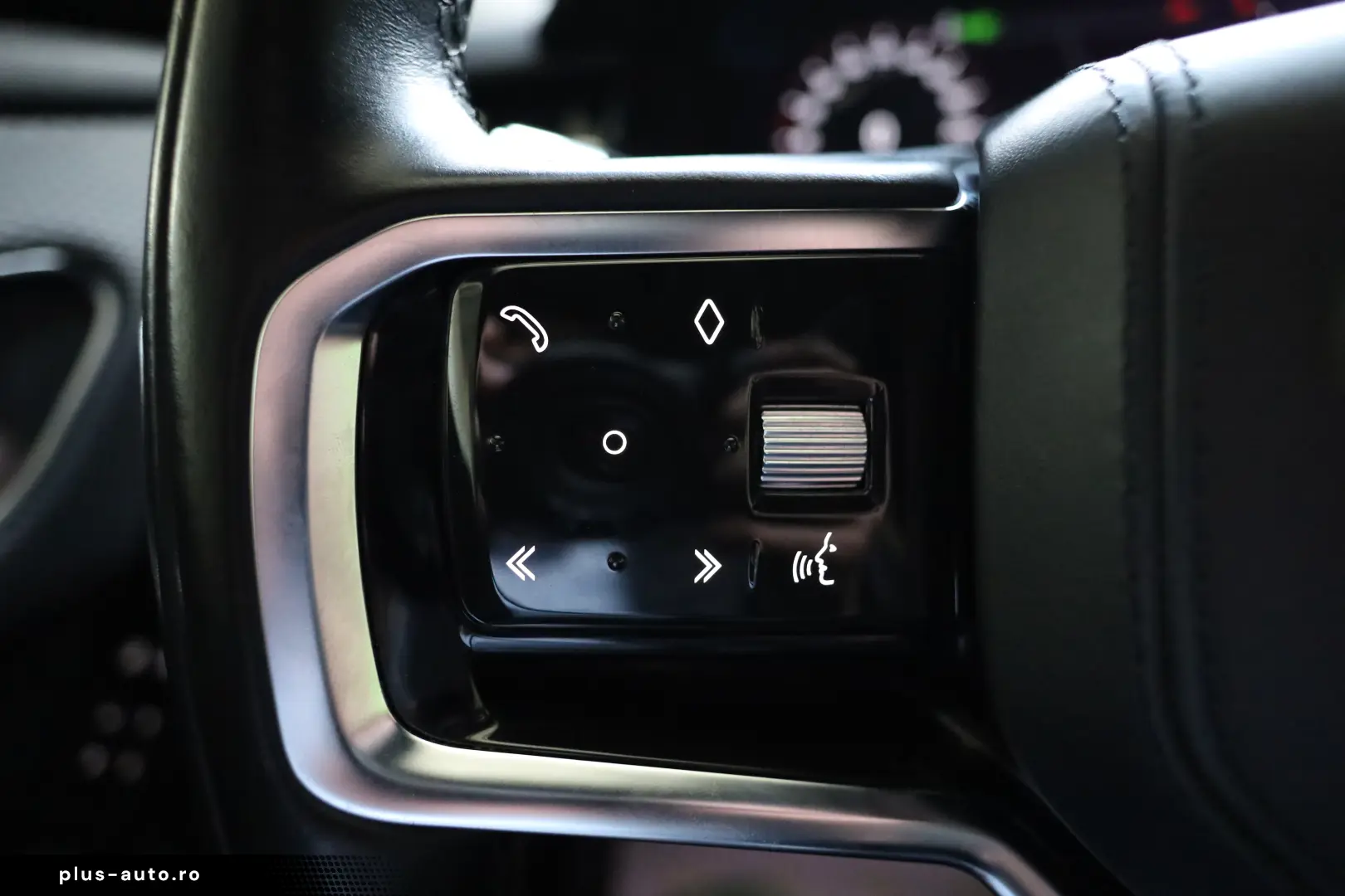 Land-Rover Range-Rover Velar 2.0D MHEV 204CP R-Dynamic HSE