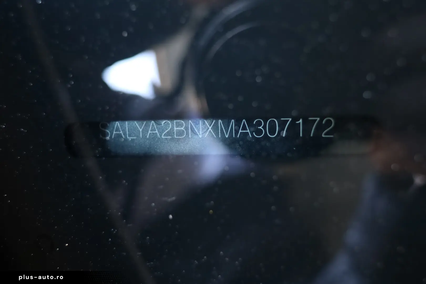 Land-Rover Range-Rover Velar 2.0D MHEV 204CP R-Dynamic HSE