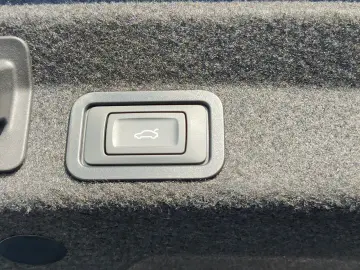 AUDI A6 Limousine 50 TFSIe qu S line Business HDMatri