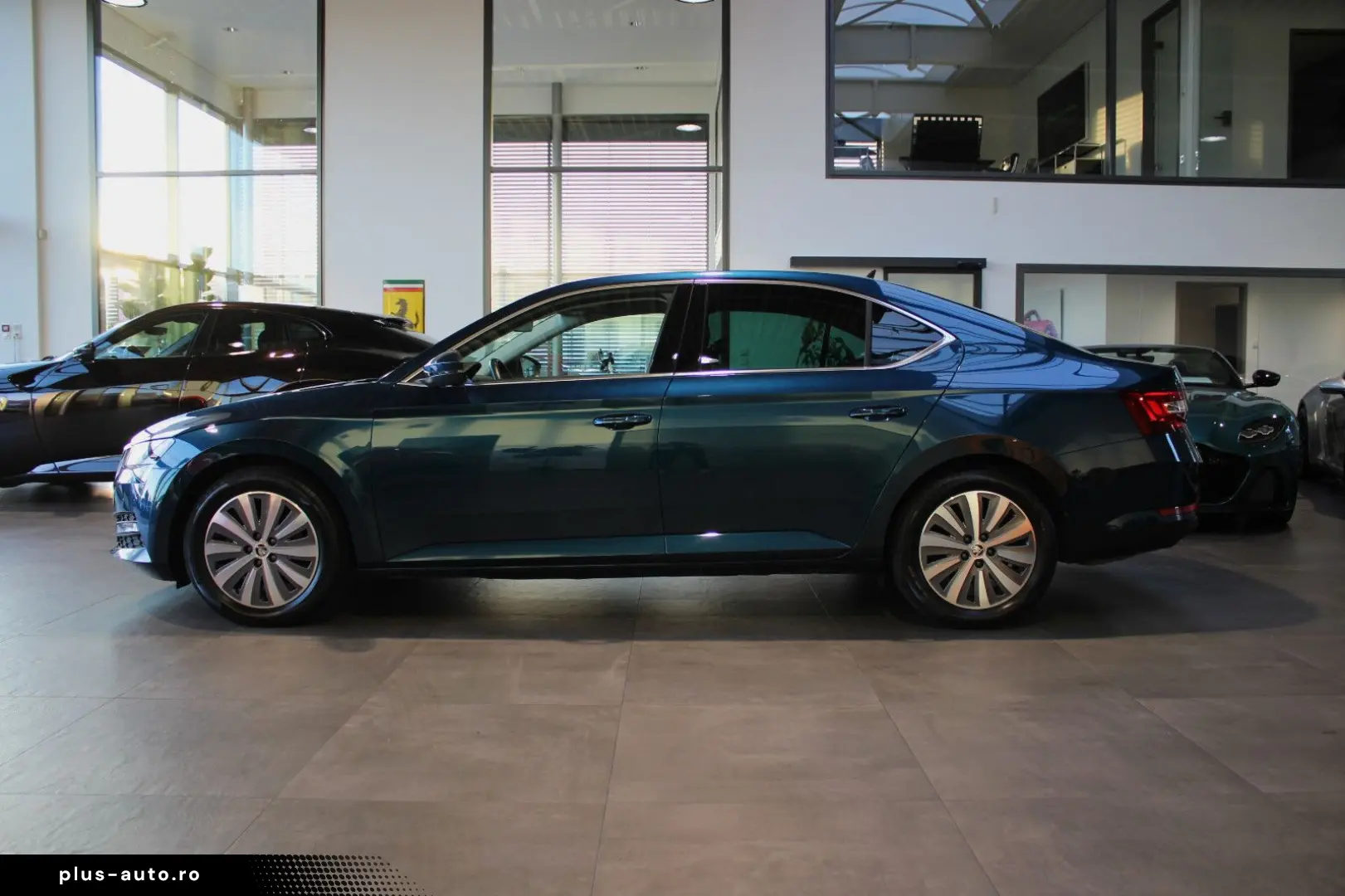 SKODA Superb Lim. 2.0 TSI DSG Ambition