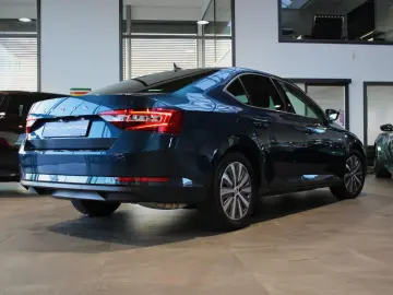 SKODA Superb Lim. 2.0 TSI DSG Ambition