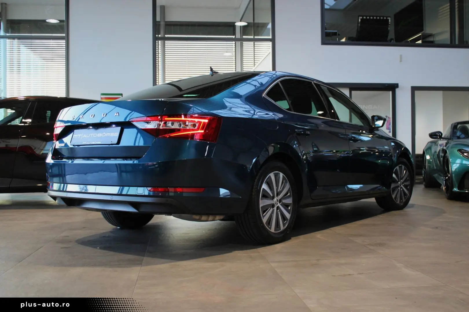 SKODA Superb Lim. 2.0 TSI DSG Ambition