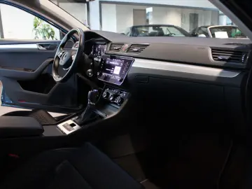 SKODA Superb Lim. 2.0 TSI DSG Ambition