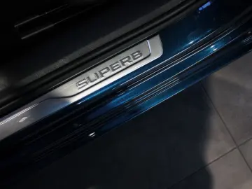 SKODA Superb Lim. 2.0 TSI DSG Ambition