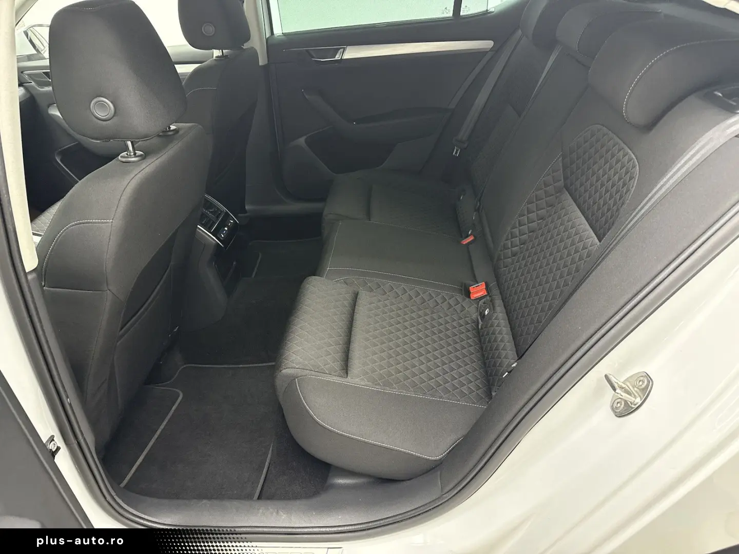 SKODA Superb Limousine 1.4 TSI eHybrid