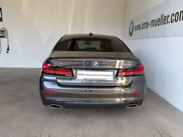 BMW 530e xDr LASER HUD CAM PRIVACY DAB AMBI