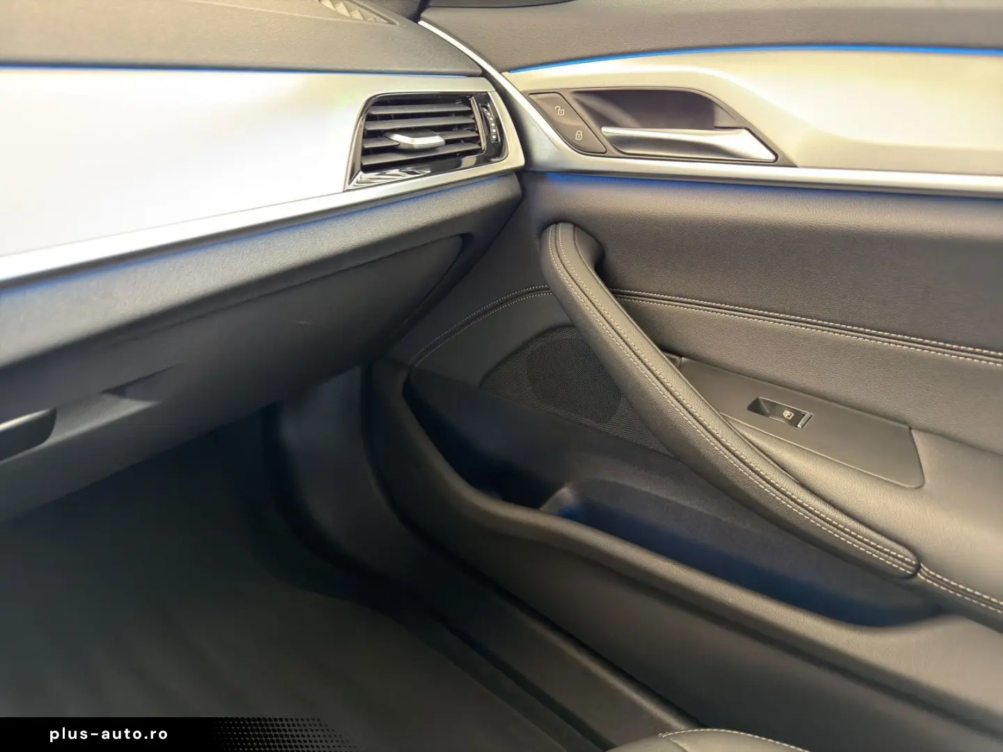 BMW 530e xDr LASER HUD CAM PRIVACY DAB AMBI