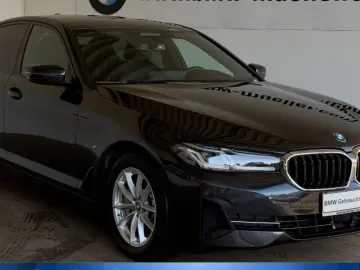 BMW 530e xDr LASER HUD CAM PRIVACY DAB AMBI