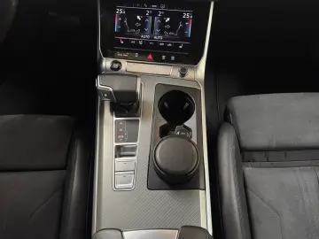 AUDI A6 Lim. sport 50TFSIe quattro LED NAV KAM ACC SH