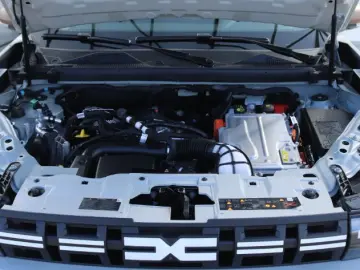 DACIA DUSTER 1.8 HEV 155 Extreme