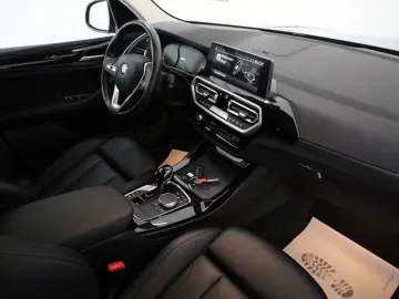 BMW X3 xDrive 30e Facelift! Leder Navi LED SH Kamera