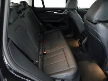 BMW X3 xDrive 30e Facelift! Leder Navi LED SH Kamera