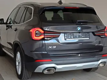 BMW X3 xDrive 30e Facelift! Leder Navi LED SH Kamera