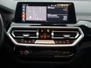 BMW X3 xDrive 30e Facelift! Leder Navi LED SH Kamera