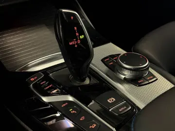 BMW X3 xDrive30e M Sport Pack