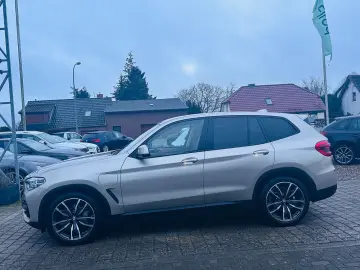 BMW X3 xDrive 30 e Advantage 360 KAMERA AHK LED NAVI