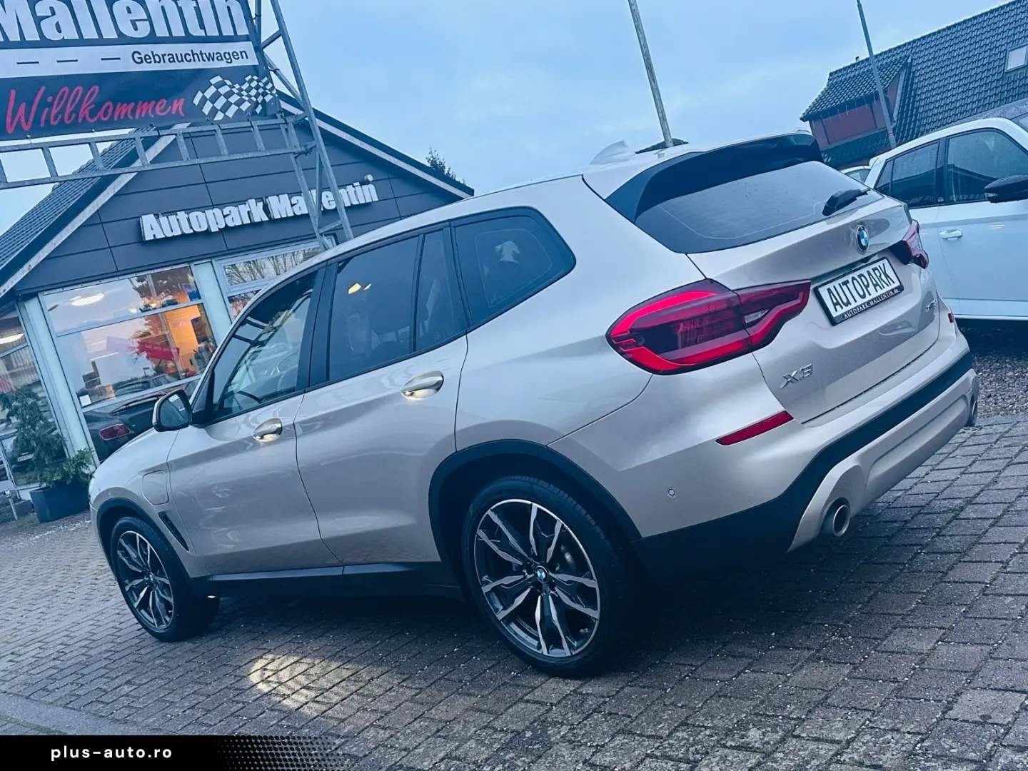 BMW X3 xDrive 30 e Advantage 360 KAMERA AHK LED NAVI