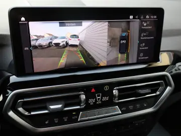 BMW X3 xDrive 30 e Leder Navi LED SH Kamera Facelift