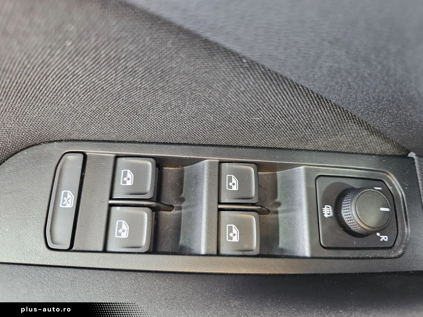 Skoda Kamiq 1.0 TSI Selection 115CP