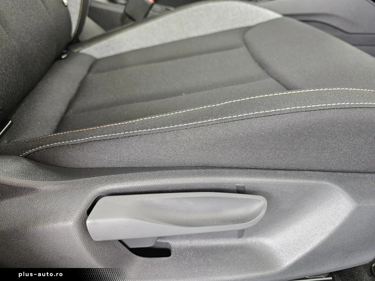 Skoda Kamiq 1.0 TSI Selection 115CP