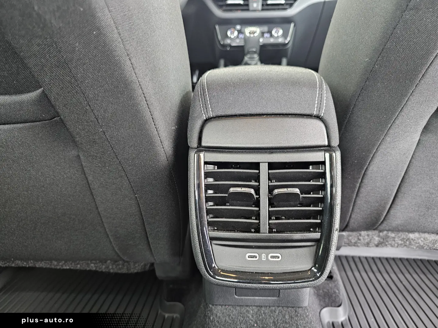 Skoda Kamiq 1.0 TSI Selection 115CP